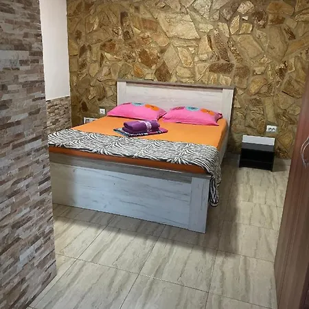 Vlad Casa de hóspedes 3*