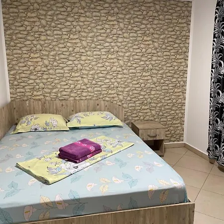 Vlad Casa de hóspedes 3*